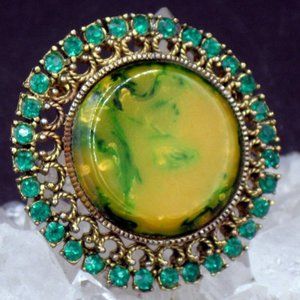Vintage Marbled Butterscotch Bakelite Green Rhinestone Brooch